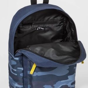 art class Accessories - BOY'S CAMO POCKET BACKPACK art class Accessories - BOY'S CAMO POCKET BACKPACK